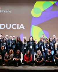 244jDmo9ekTEJsdkTQiZnD